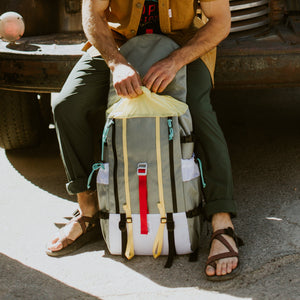 Outdoors Mountain Pack Kit
